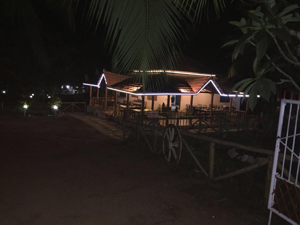 Neel Garden Resort Murūd Esterno foto